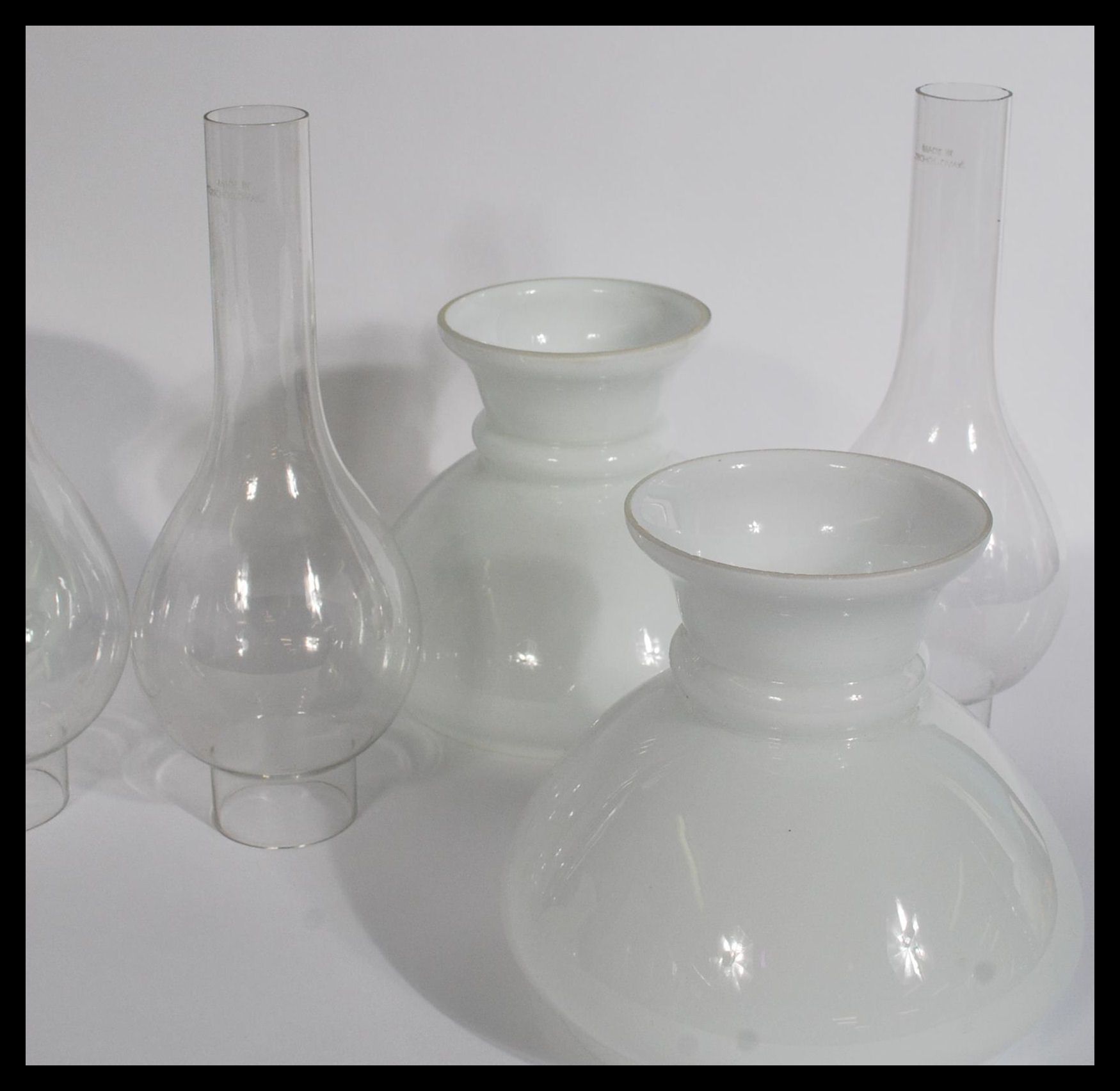 A set of four vintage oil lamp shades and flumes o - Image 5 of 7