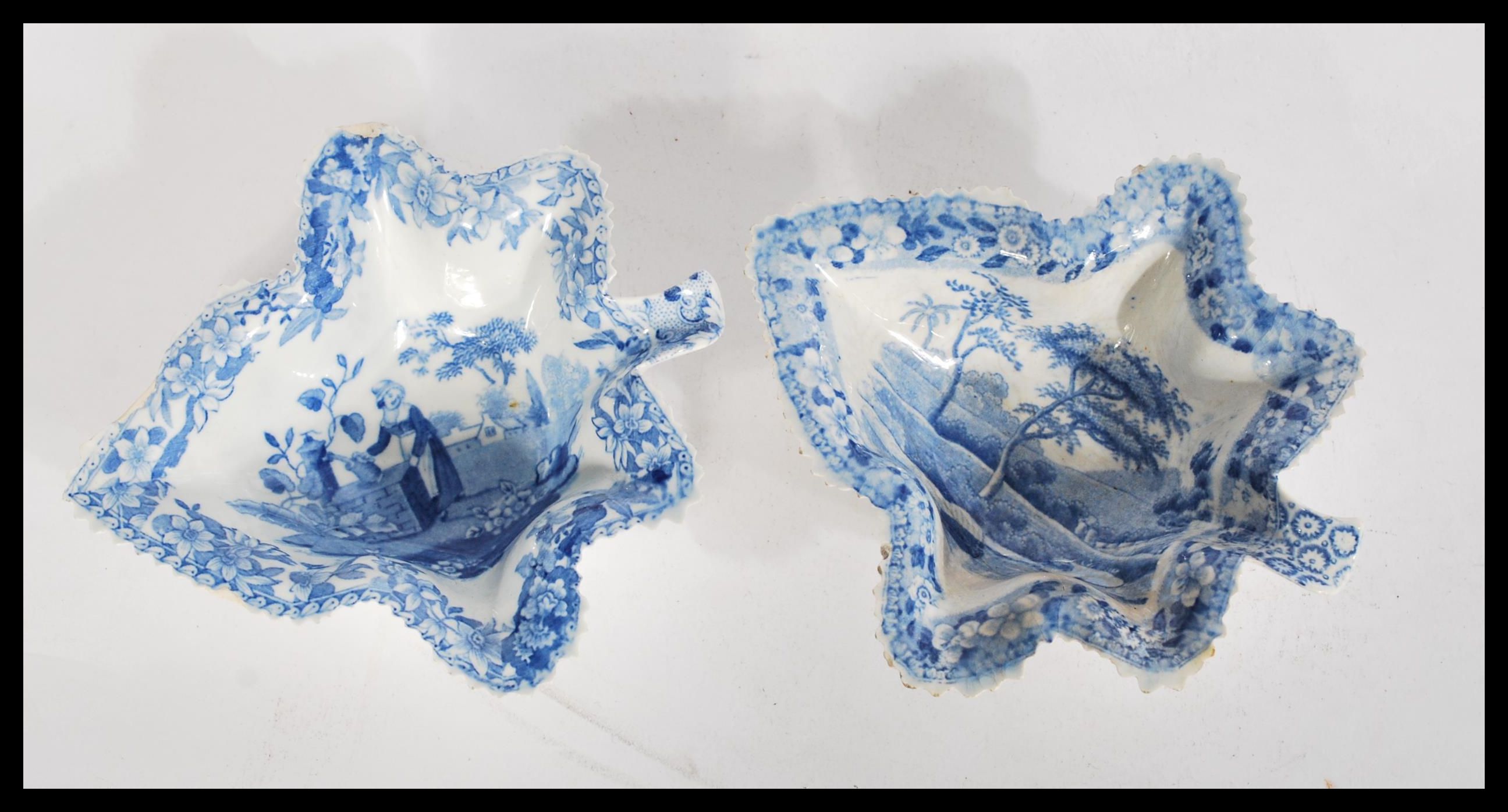 A pair of 19th century Spode blue and white pickle