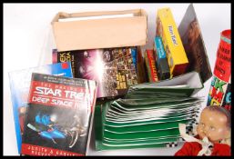 ASSORTED VINTAGE TOYS AND GAMES