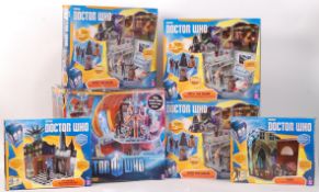 COLLECTION OF ASSORTED DOCTOR WHO ACTION FIGURE PLAYSETS