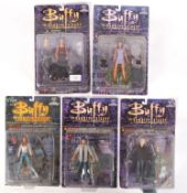 MOORE ACTION COLLECTIBLES BUFFY THE VAMPIRE SLAYER ACTION FIGURES