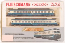 FLEISCHMANN ' PICCOLO ' N GAUGE MODEL RAILWAY TRAINSET LOCOMOTIVE