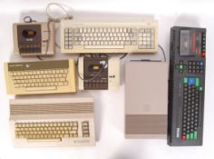 COLLECTION OF ASSORTED VINTAGE COMPUTERS / GAMES CONSOLES