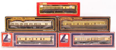 ASSORTED BOXED 00 GAUGE RAILWAY TRAINSET ROLLING S