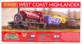 HORNBY 00 GAUGE RAILWAY TRAINSET BOXED SET