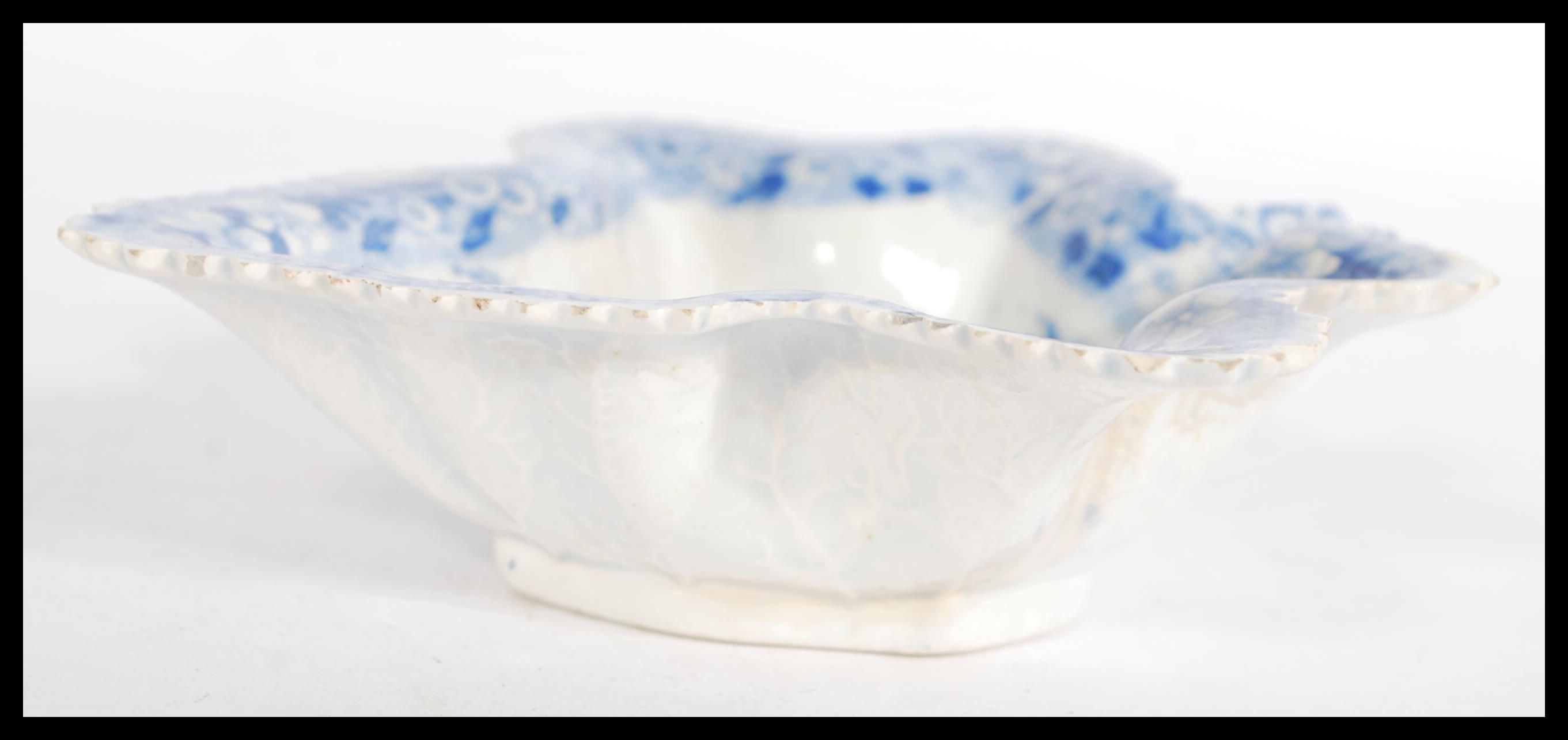 A pair of 19th century Spode blue and white pickle - Image 3 of 6