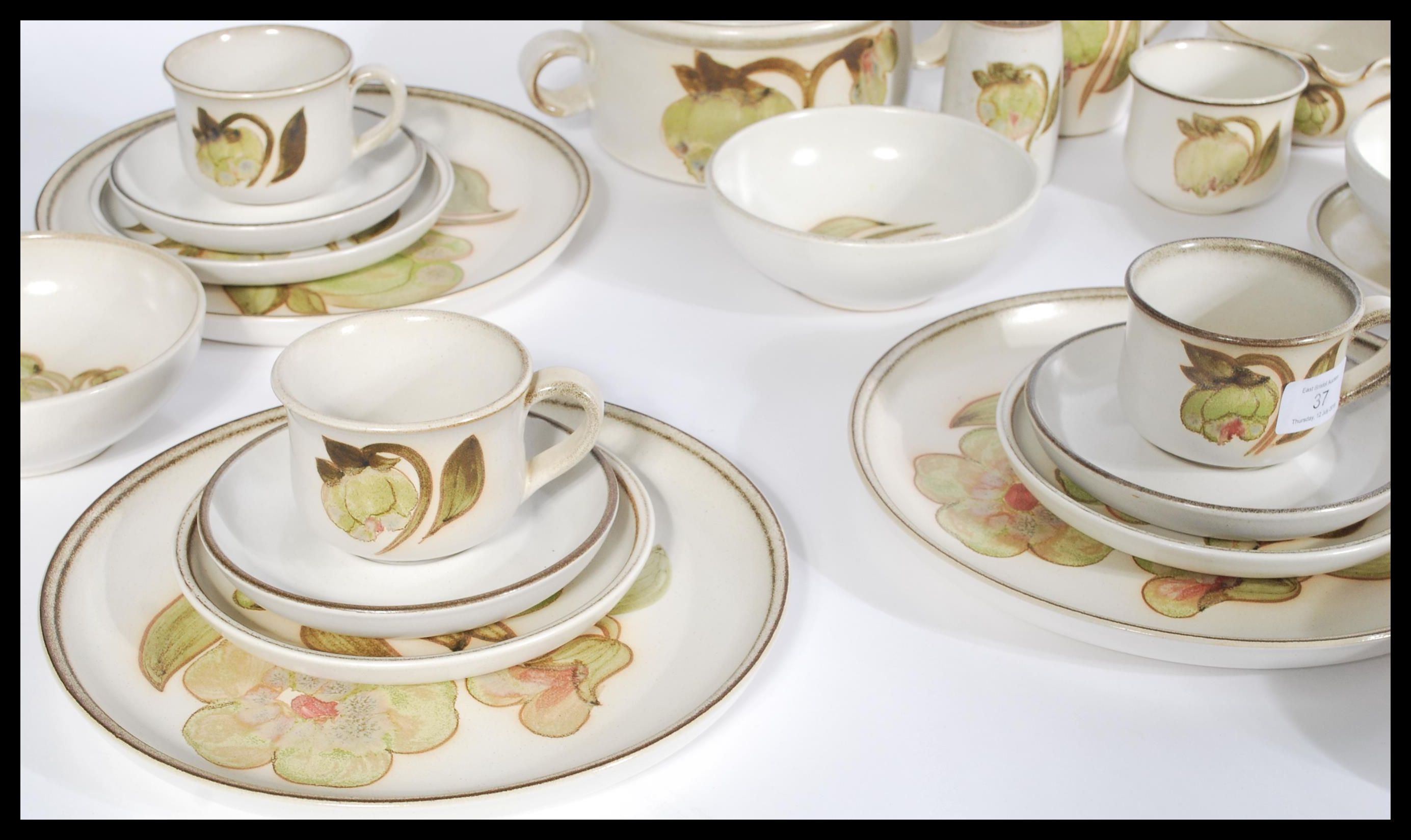 A vintage 20th century stoneware dinner service in - Image 7 of 8