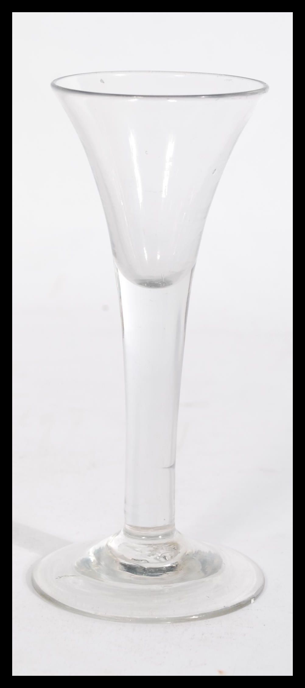 A mid - 18th century Georgian wine glass with plai - Image 2 of 5