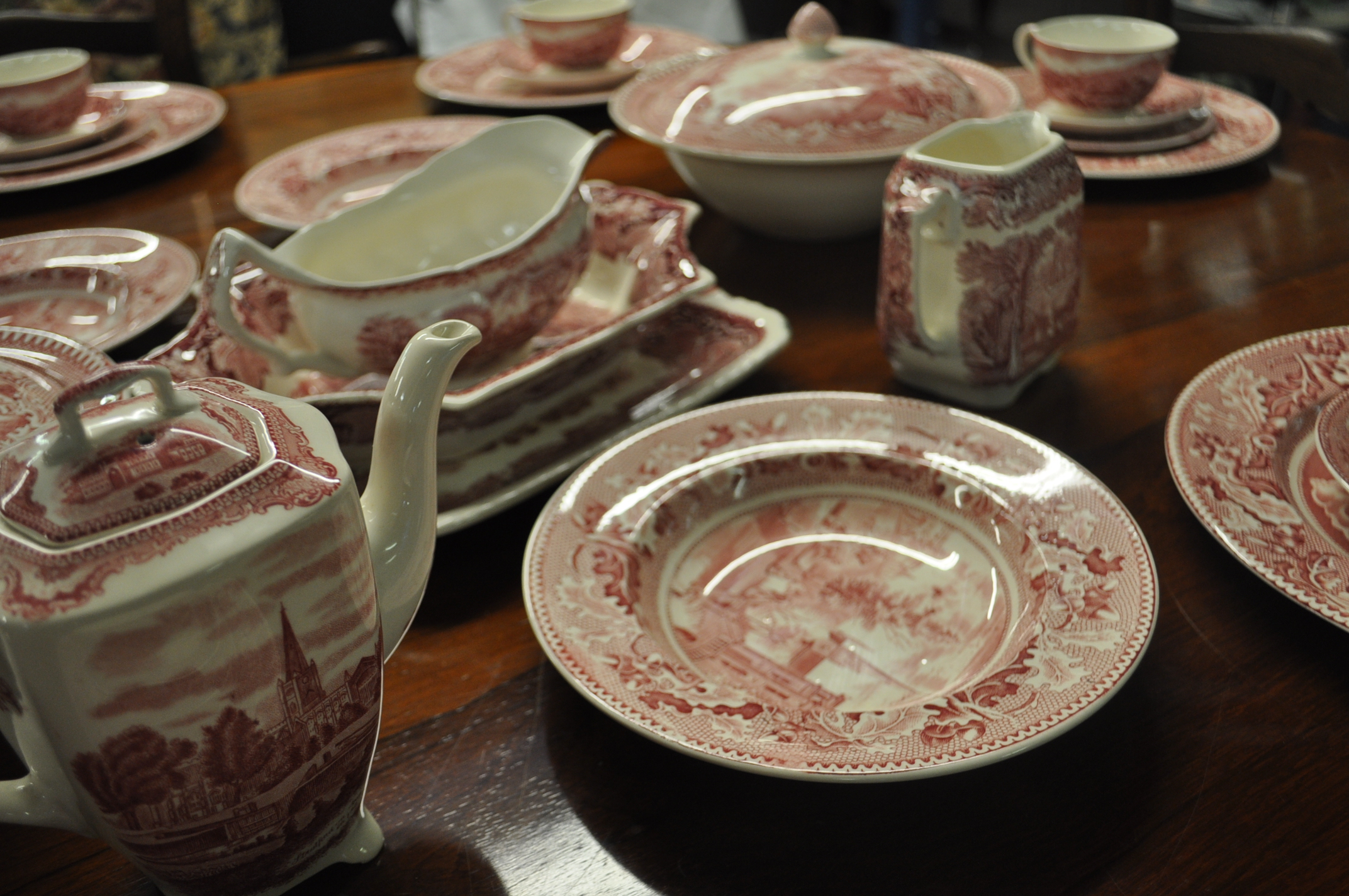 A Mason pink and white dinner service in the Vista - Image 5 of 6