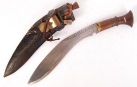 ANTIQUE 19TH CENTURY KUKRI KNIFE & SCABBARD