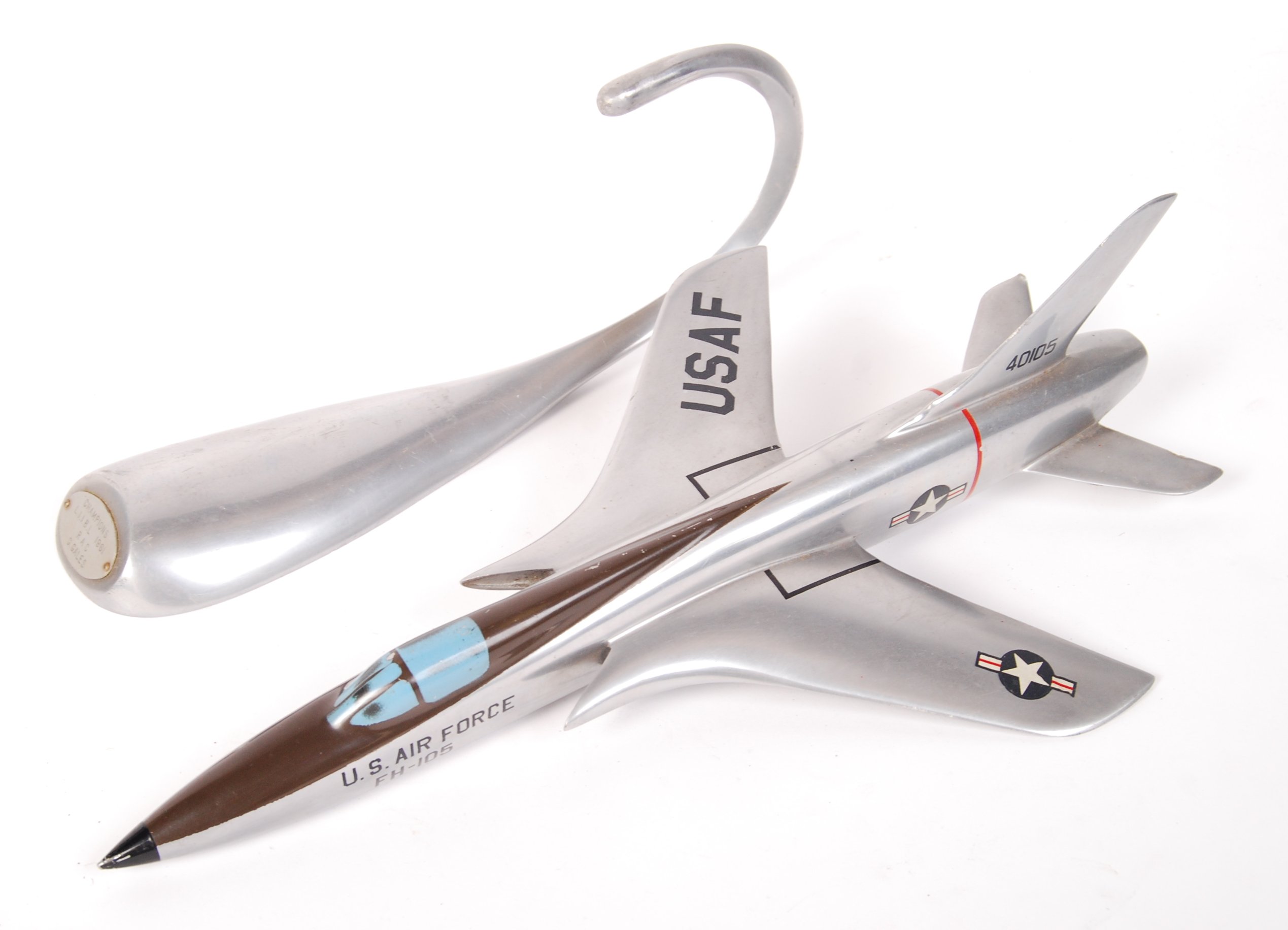 ALUMINIUM SCALE MODEL OF A 40105/FH-105 US AIR FORCE JET - Image 4 of 4