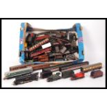 ASSORTED HORNBY , LIMA AND OTHER 00 GAUGE MODEL RAILWAY TRAINSET