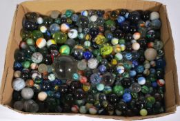 A large collection of vintage glass marbles, please see images.