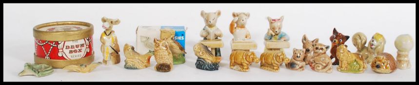 A collection of retro 20th Century Wade Whimsie figures to include Clara No2 Drum box figure,