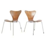 MODEL 3107 PAIR OF RETRO DINING CHAIRS BY ARNE JACOBSEN FOR FRITZ HANSEN