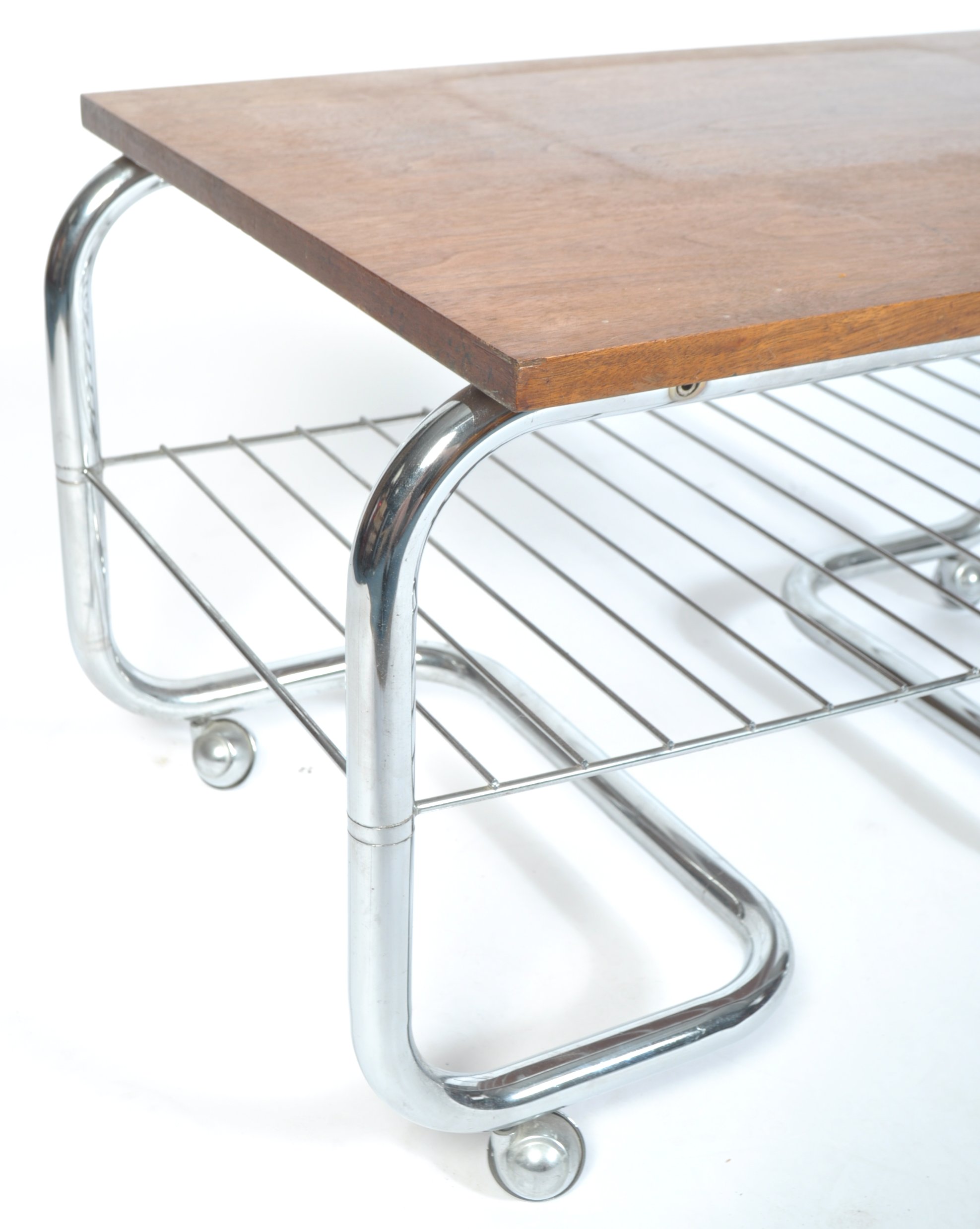 RETRO 20TH CENTURY TUBULAR CHROMED AND TEAK COCKTAIL TABLE - Image 3 of 4