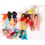 COLLECTION OF VINTAGE PEDIGREE SINDY DOLLS & ACCESSORIES
