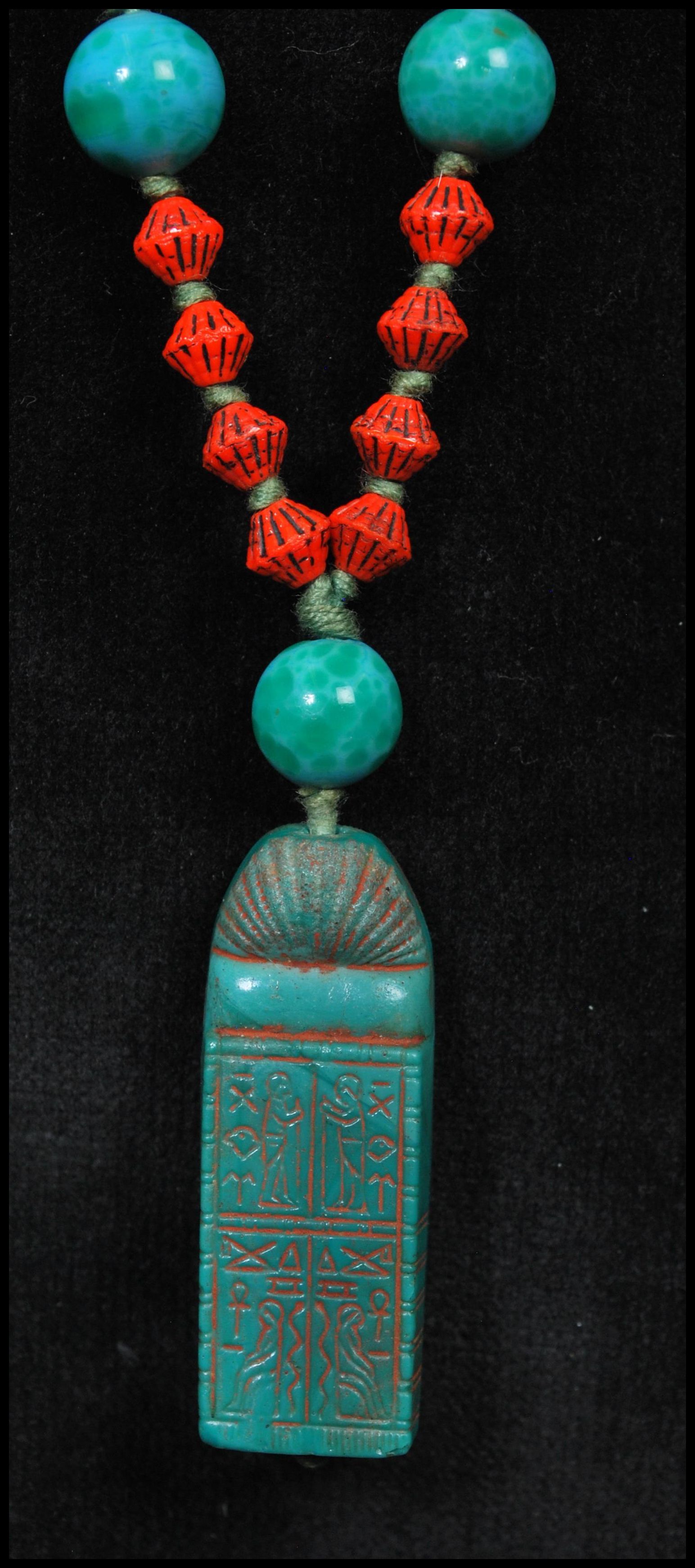 A 1930's Czech Egyptian revival pendant necklace strung with peaking glass and red reeded glass - Image 3 of 4