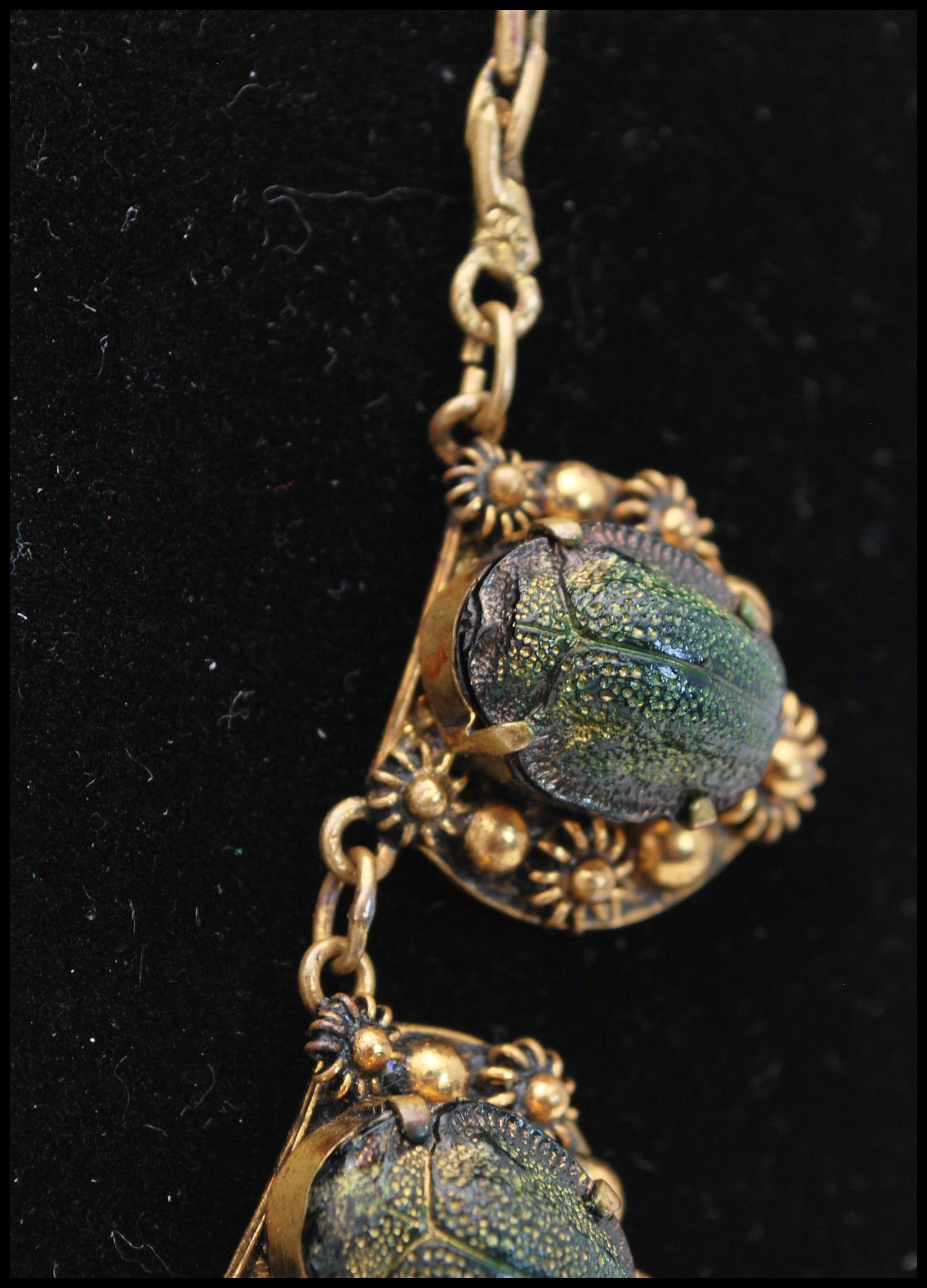 A 1930s Czech Art Deco Egyptian revival scarab beetle necklace. Measures approx 15 inches. - Image 3 of 5