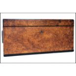 19TH CENTURY GEORGE III WALNUT TEA CADDY BOX OF RECTANGULAR FORM