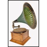 19TH CENTURY OAK AND GREEN HORN TABLE TOP GRAMOPHONE