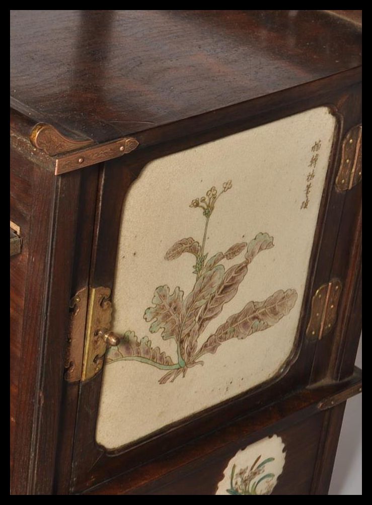 A JAPANESE SHIBAYAMA DECORATIVE TILE INLAID TABLE TOP CABINET - Image 3 of 7