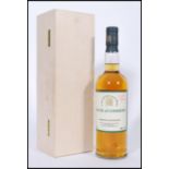 HOUSE OF COMMONS 8 YEAR OLD MALT SCOTCH WHISKY, JAMES MARTIN & CO