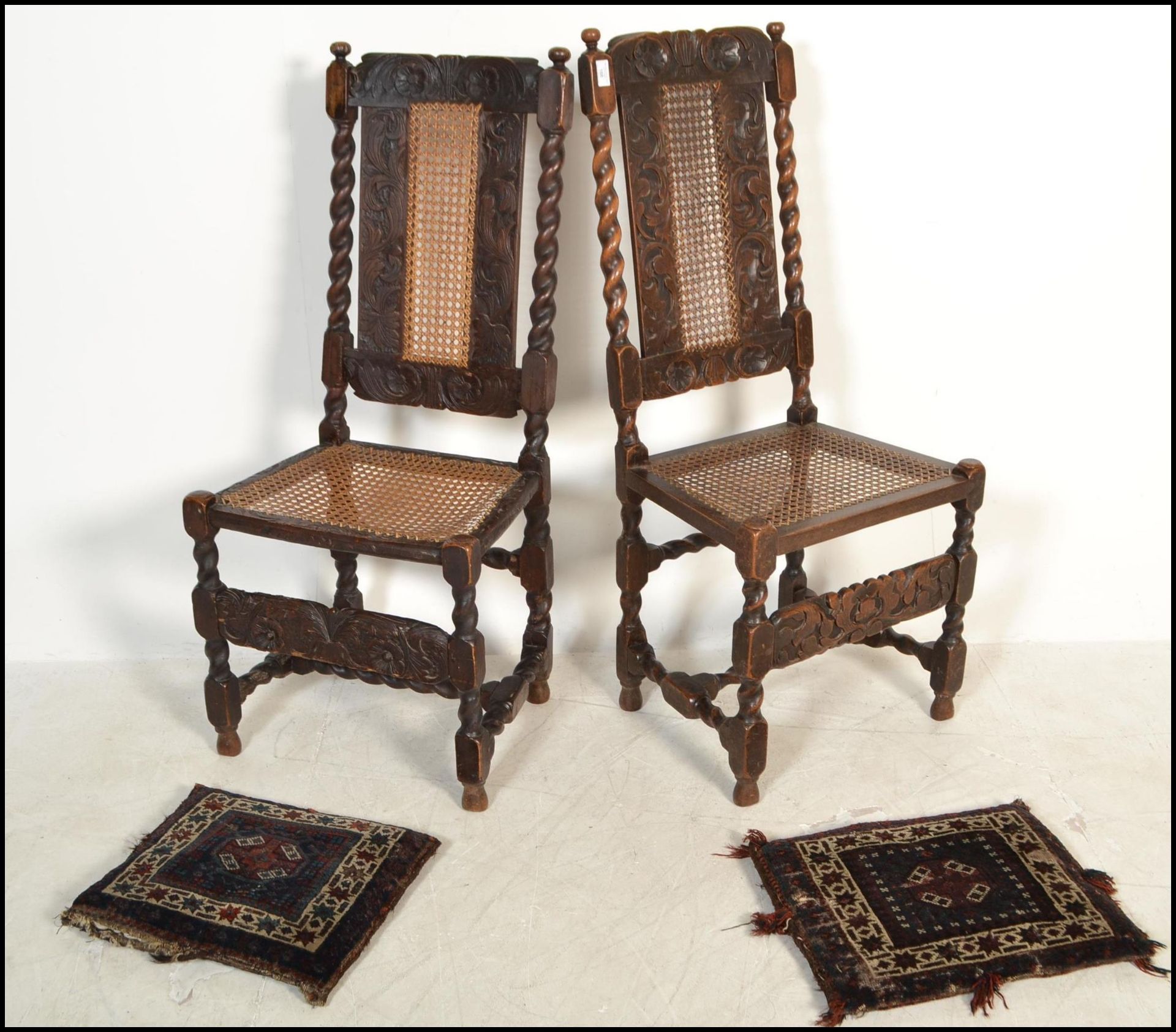 PAIR OF 17TH CENTURY COUNTRY OAK BARLEY TWIST DINING CHAIRS - Bild 3 aus 10