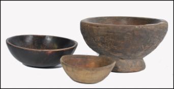 COLLECTION OF RUSTIC 18TH / 19TH CENTURY PROVINCIAL WOODEN BOWLS
