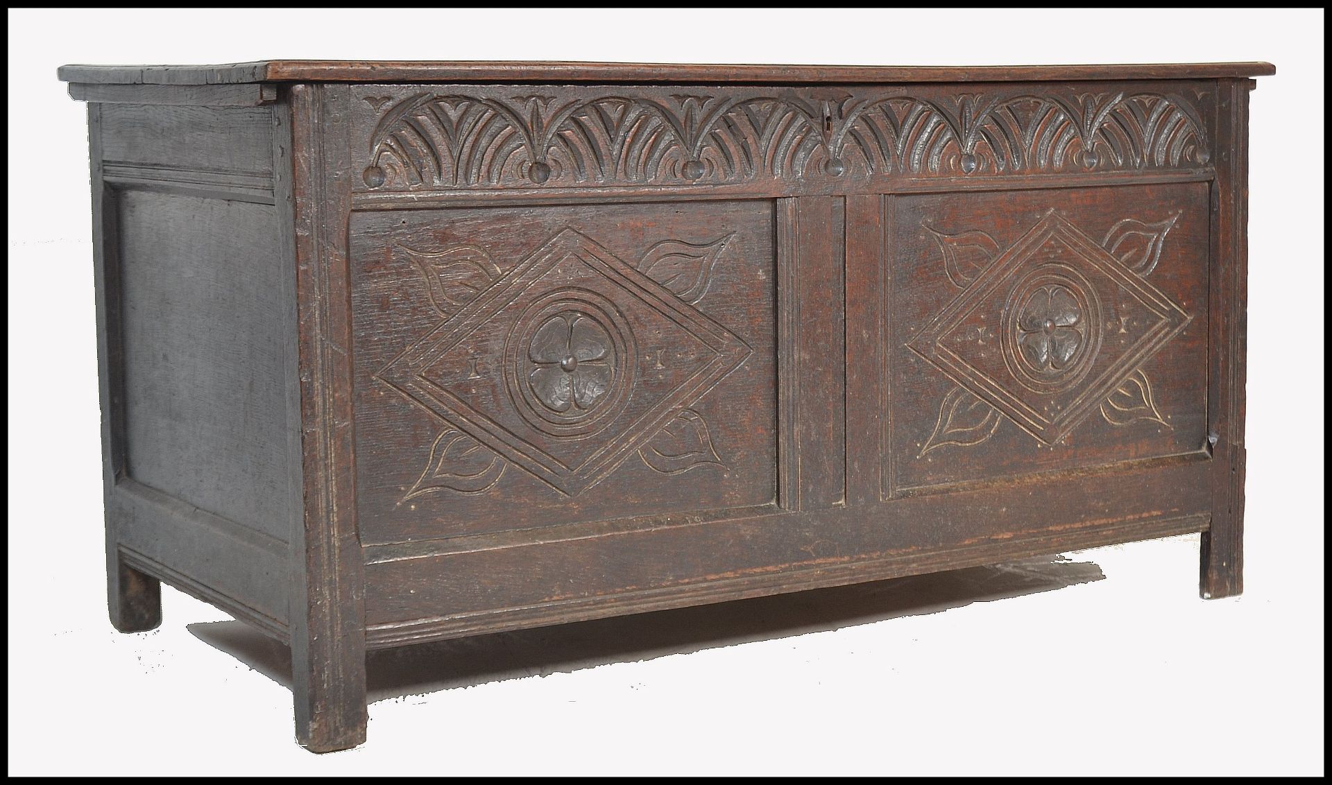 A 17TH CENTURY NORTH COUNTRY YORKSHIRE OAK COFFER CHEST BOX