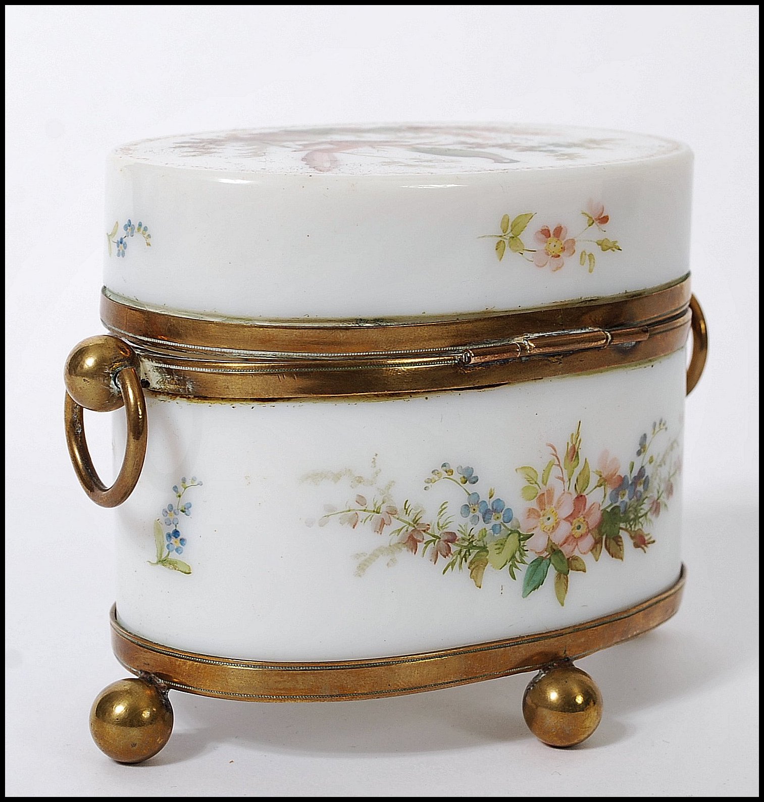 An early 19th century Continental Milch glass ( milk glass ) casket box having ormolu feet and - Image 5 of 5