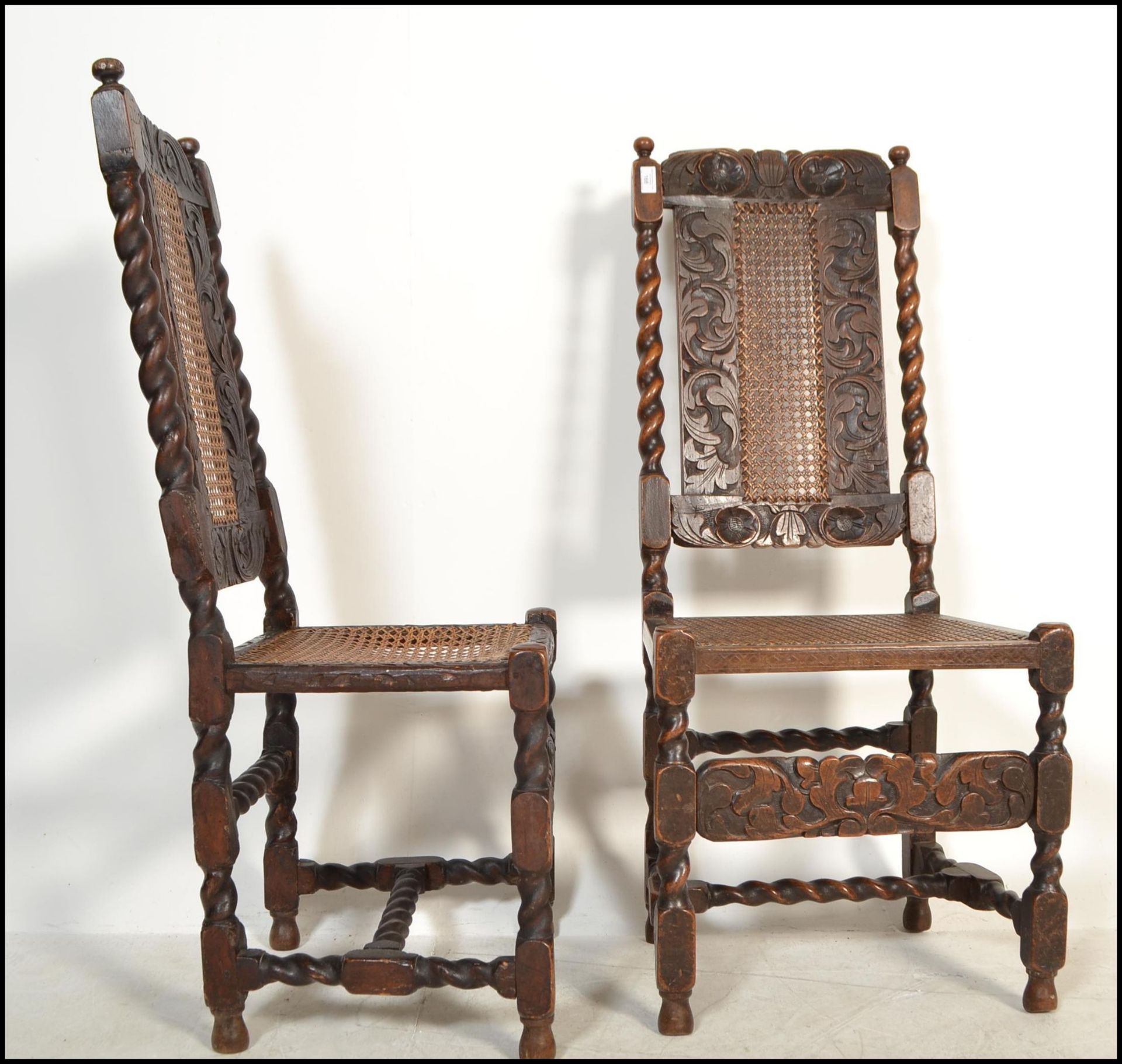 PAIR OF 17TH CENTURY COUNTRY OAK BARLEY TWIST DINING CHAIRS - Bild 6 aus 10