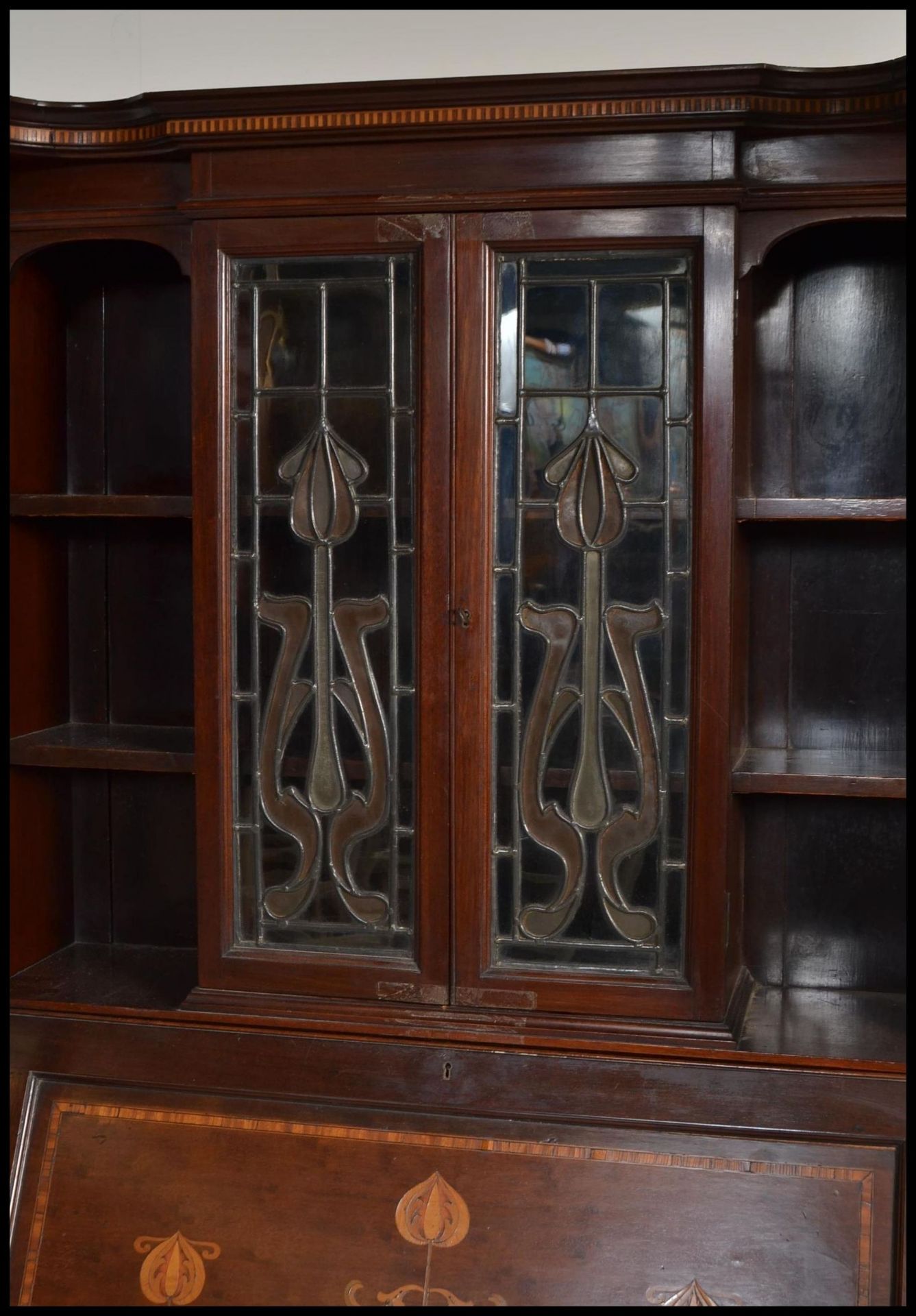 ARTS & CRAFTS SHAPLAND & PETTER INLAID MAHOGANY BUREAU BOOKCASE - Bild 4 aus 9