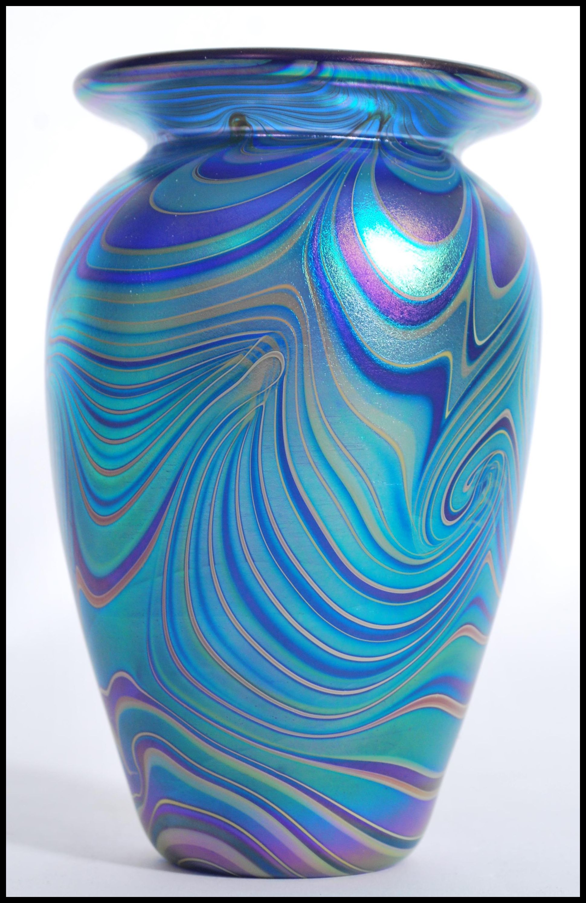 A collection of studio glass items to include a Studio glass vase by Okra, marbling effect to a blue - Image 4 of 6