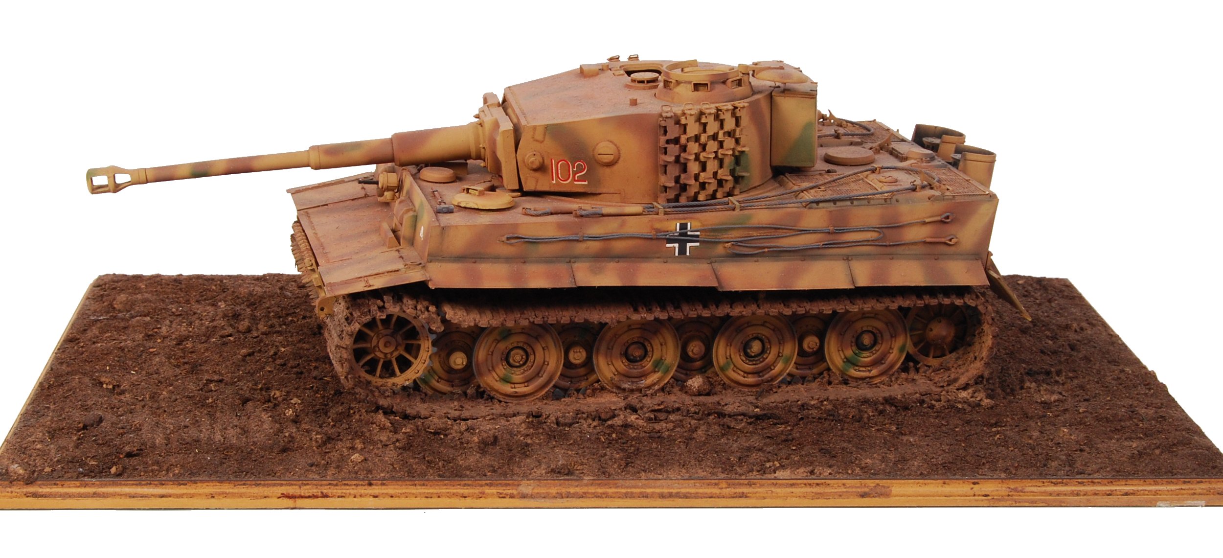 MUSEUM QUALITY TIGER TANK WWII MILITARY MODEL DIORAMA