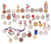 LARGE COLLECTION OF ANTIQUE ROYAL COMMEMORATIVE MEDALS