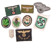 COLLECTION OF ORIGINAL WWII SECOND WORLD WAR GERMAN INSIGNIA