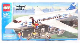 LEGO CITY SET 7893 ' PASSENGER PLANE ' BOXED