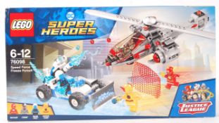 LEGO DC SUPER HEROES BOXED SET