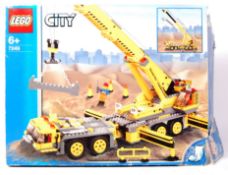 LEGO CITY 7249 ' MOBILE CRANE ' BOXED SET