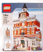 LEGO MODULAR SET 10224 ' TOWN HALL ' BOXED SET