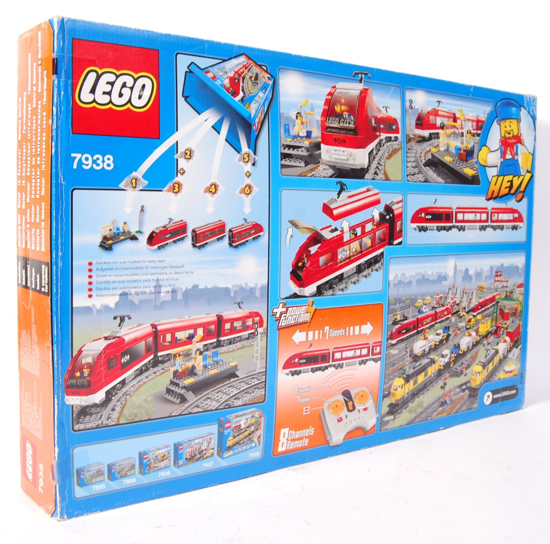 LEGO CITY 7938 ' PASSENGER TRAIN ' BOXED SET - Bild 2 aus 3