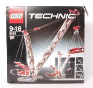 LEGO TECHNIC SERIES SET NO. 8228 ' CRAWLER CRANE '