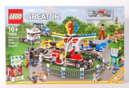 RARE LEGO CREATOR SET 10244 ' FAIRGROUND MIXER ' BOXED