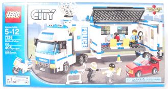 LEGO CITY SET NO. 7288 MOBILE POLICE UNIT