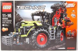 LEGO TECHNIC SET NO. 42054 ' CLAAS XERION 5000 TRAC VC ' BOXED