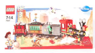 LEGO TOY STORY THREE SET NO. 7597 WESTERN TRAIN CHASE