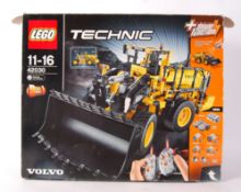 LEGO TECHNIC 42030 ' VOLVO L350F WHEEL LOADER ' BOXED SET