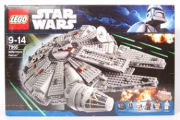 LEGO STAR WARS SET NO. 7965 MILLENNIUM FALCON