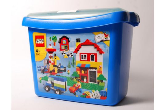 Lego Deluxe Brick Box set No. 6167. Vendor assures us set is 100% complete, with figures